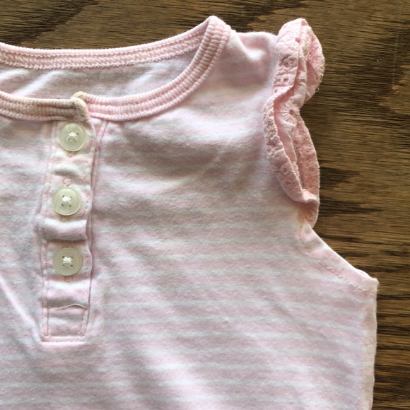 Carter’s Baby Girl Onesies Bundle - 3 pieces - Picture 5 of 7